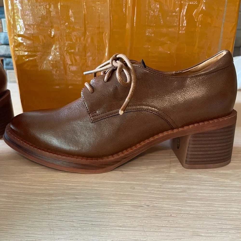 CHIKO Brown heeled Oxford shoes - Picture 3 of 4
